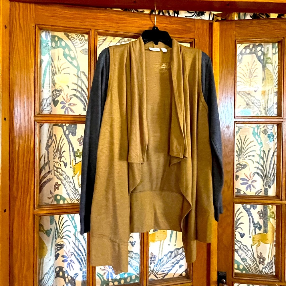 LOGO Lounge Camel/Grey Long Sleeve Medium